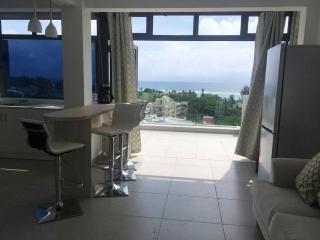 Contemporary Seaview Apartment in Flic en Flac + pool - 4