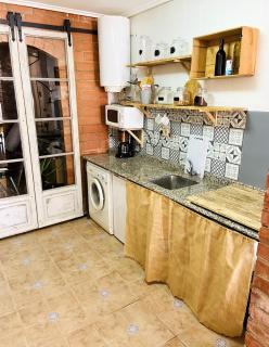 Charming House in Viguera with Mountain View - 1