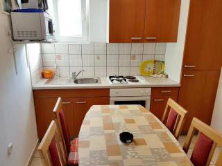 Charming Apartment in Pag with Sea View, 40 sqm - 8