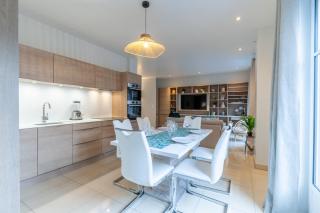 Luxurious 2 bedroom duplex on Place Morny - Deauville - 6