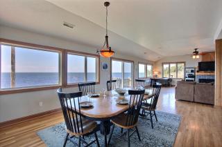 180 Degree View #30-F - 5