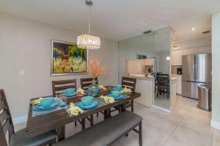 Valley Avenue Getaway Home with Pool - Marco Island - 1