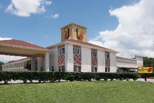 Super 8 by Wyndham Rosenberg TX - 6