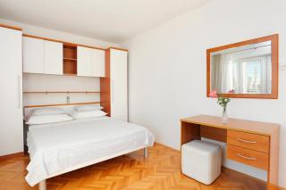 Apartments by the sea Podgora, Makarska - 2657 - 2
