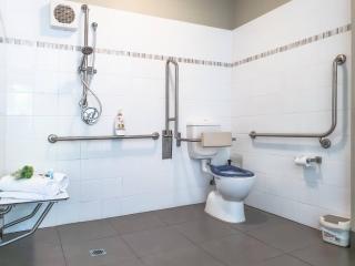Birches Serviced Apartments - 9