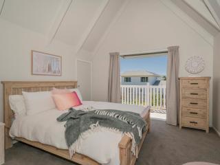 The Doll's House - Whitianga Holiday Home - 1