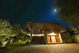 One 90 by the golf@kensville - Nānodra - 1