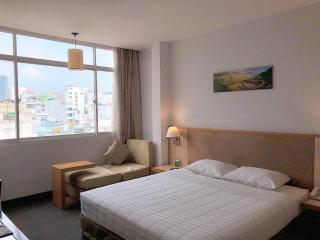 Liberty Hotel Saigon Parkview - Ho Chi Minh - 8