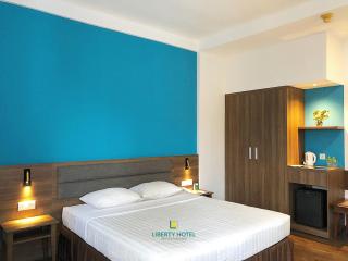 Liberty Hotel Saigon Parkview - Ho Chi Minh - 9