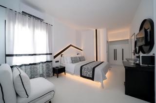 Divelia Hotel - Perissa - 9