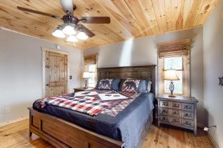Bearfoot Lodge - Ellijay - 1