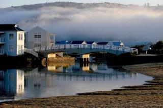 Thesen Island Home & Jetty - 2