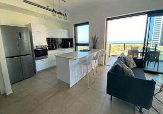 Oַ&O Group- Cool & Urban Apt Luxury Tower Sea View - Bat Yam - 5