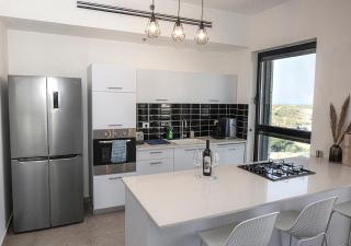 Oַ&O Group- Cool & Urban Apt Luxury Tower Sea View - Bat Yam - 4