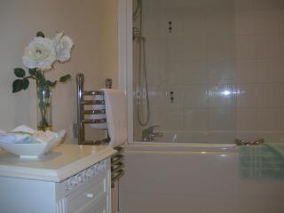 A Luxury Apartment in York - 5