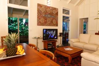 Port Douglas Cottage & Lodge - Port Douglas - 2