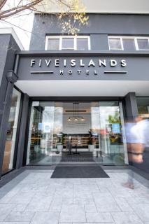 Five Island Hotel - Cringila - 0