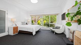 Lake side, opposite botanical gardens! Views! - Wendouree - 7
