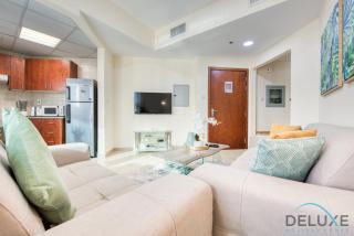 Next to Lake 2BR Apartment Accessible to Metro, Dubai Gate 2, Jumeirah Lake Towers by Deluxe Holiday Homes - Dubái - 8