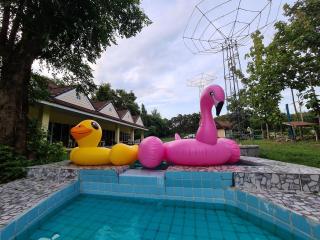 Phutawan Resort - Chai Badan - 5
