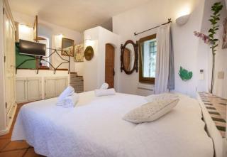 Charming Villa in Olbia with Shared Pool and Garden - Porto Rotondo - 6