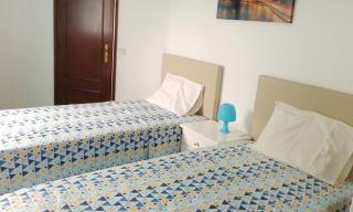 Elegant Villa in Albufeira with Private Pool. - Albufeira - 2