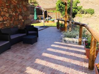 Charming House in San Bartolomé de Tirajana with Jacuzzi - San Bartolomé - 2
