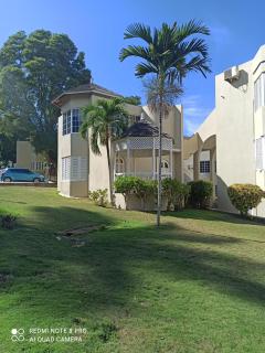 Columbus Heights Apt 26 F - Ocho Rios - 8