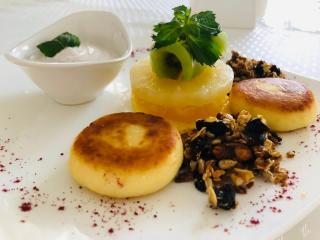BANQUETING & GUEST HOUSE ПОМЕСТЬЕ - Qostanay - 3
