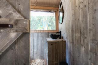 Castlemaine Gardens Luxury Safari Tents - 2