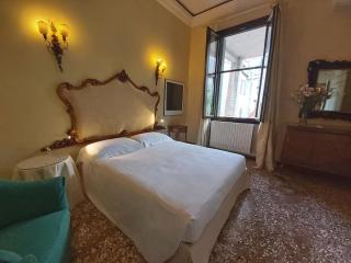 A PRIVATE TERRACE IN THE HEART OF VENICE - Venice - 2