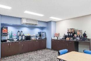 Microtel Inn & Suites by Wyndham - 5