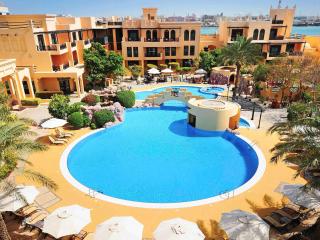 Novotel Bahrain Al Dana Resort - Manama - 9