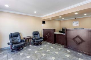 Econo Lodge Inn & Suites Escondido Downtown - Escondido - 6