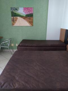 504 - APARTAMENTO Caldas Novas, com bebidas liberadas no parque aquatico e internet banda larga no AP, Wi-Fi, próximo ao shopping Singapura - Caldas Novas - 3