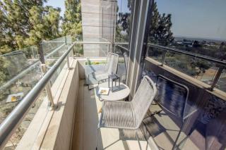 New Luxury Spacious Apartment - 1