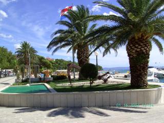 Sea view Apartment for 2-4 people - family - Baška Voda - 4