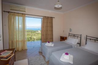 Villa Lenio Perithia Loutses - Perítheia - 7