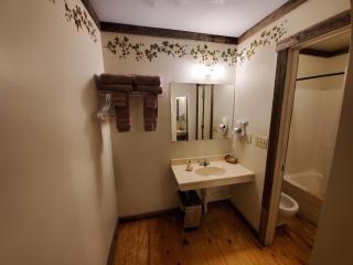Jamesport Inn - Jamesport - 8