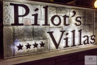 Pilot's Villas Luxury Suites - Hersonissos - 4