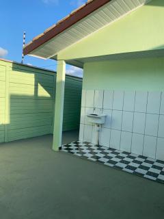 Casa, 1 quadra da praia. - Ilha Comprida - 1