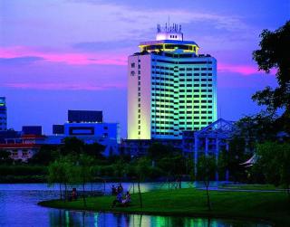 Zhongshan International Hotel - Zhongshan - 1