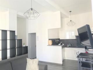 Charme ancien & confort - cœur de ville - 9