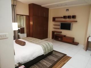 Avari Xpress Faisalabad - Faisalabad - 3