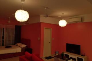 HB1611 Lake view studio unit,Hyve, Cyberjaya, Free WiFi, Netflix, Pool, Free Parking, 3039 - 3