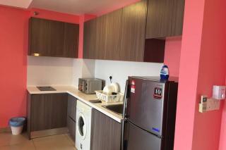 B17-15-Amazing Lake view studio unit, Hyve,Cyberjaya, Free WiFi, Free Parking, Netflix, Pool, 3044 - 2