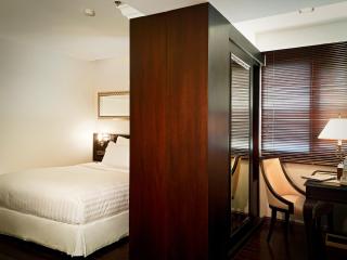 Gulliver's Tavern Hotel - 1