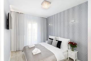 Angel Apartments 1 - 5