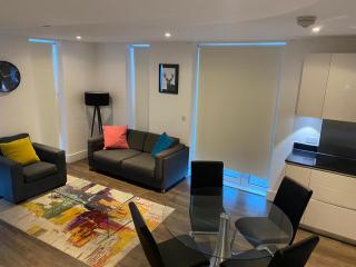HIGH VIEW TWO BEDROOM APARTMENT IN WOOLWICH - Londra - 8