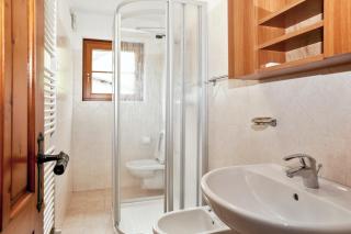 Comfortable Apartment in Livigno with Balcony - 5